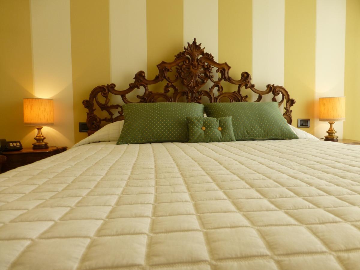 Belvedere Bike Hotel Монта Экстерьер фото